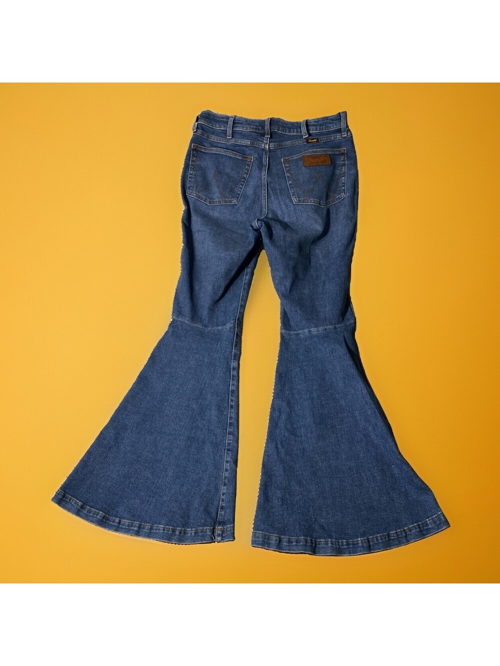 Wrangler High Rise Flare Jeans Womens 30 x 34 Blue Denim Bell Bottom